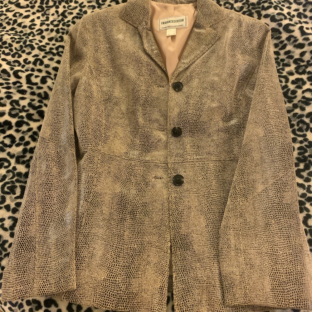 Woman’s faux suede jacket